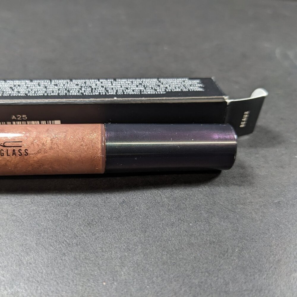 MAC Beaux Lustreglass